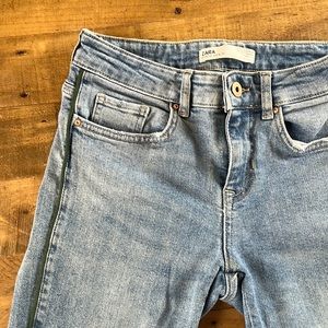 Zara denim jeans mid waist skinny